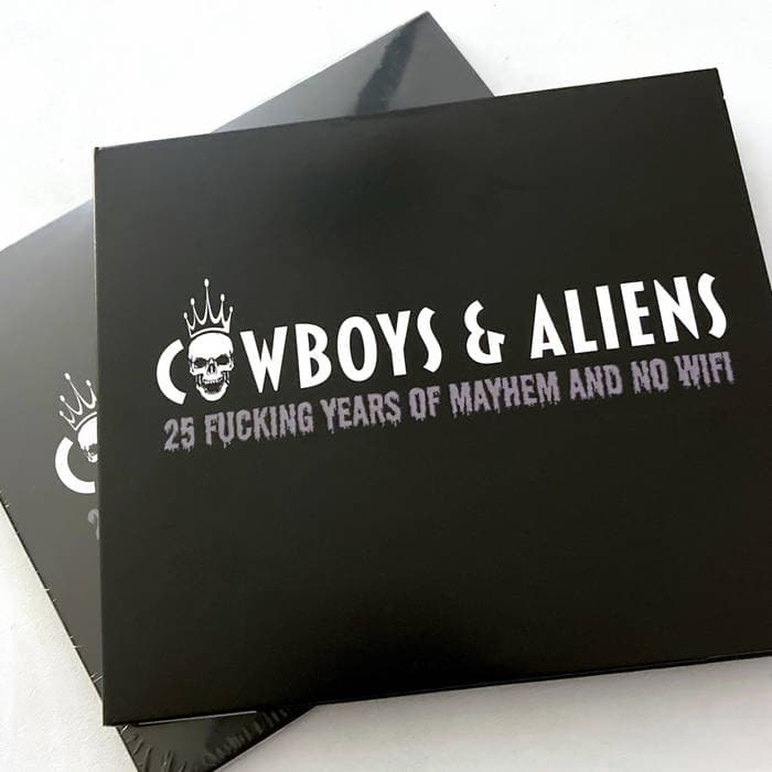 25 years Deluxe Remastered Edition – Limited Deluxe Double CD (digipack)