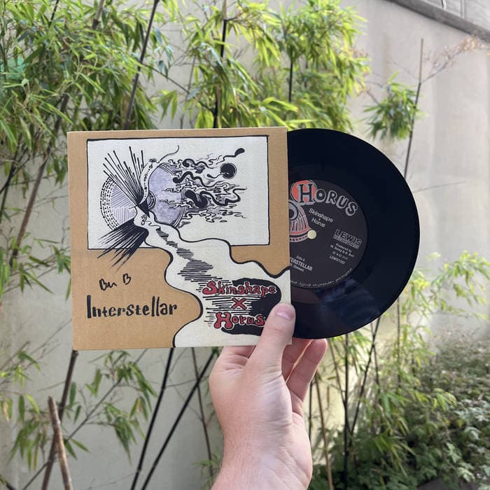 Skinshape x Horus – Interstellar b/w Corn Field Chase Dub, SIGNED Black Vinyl 7" Skinshape, Horus All Stars